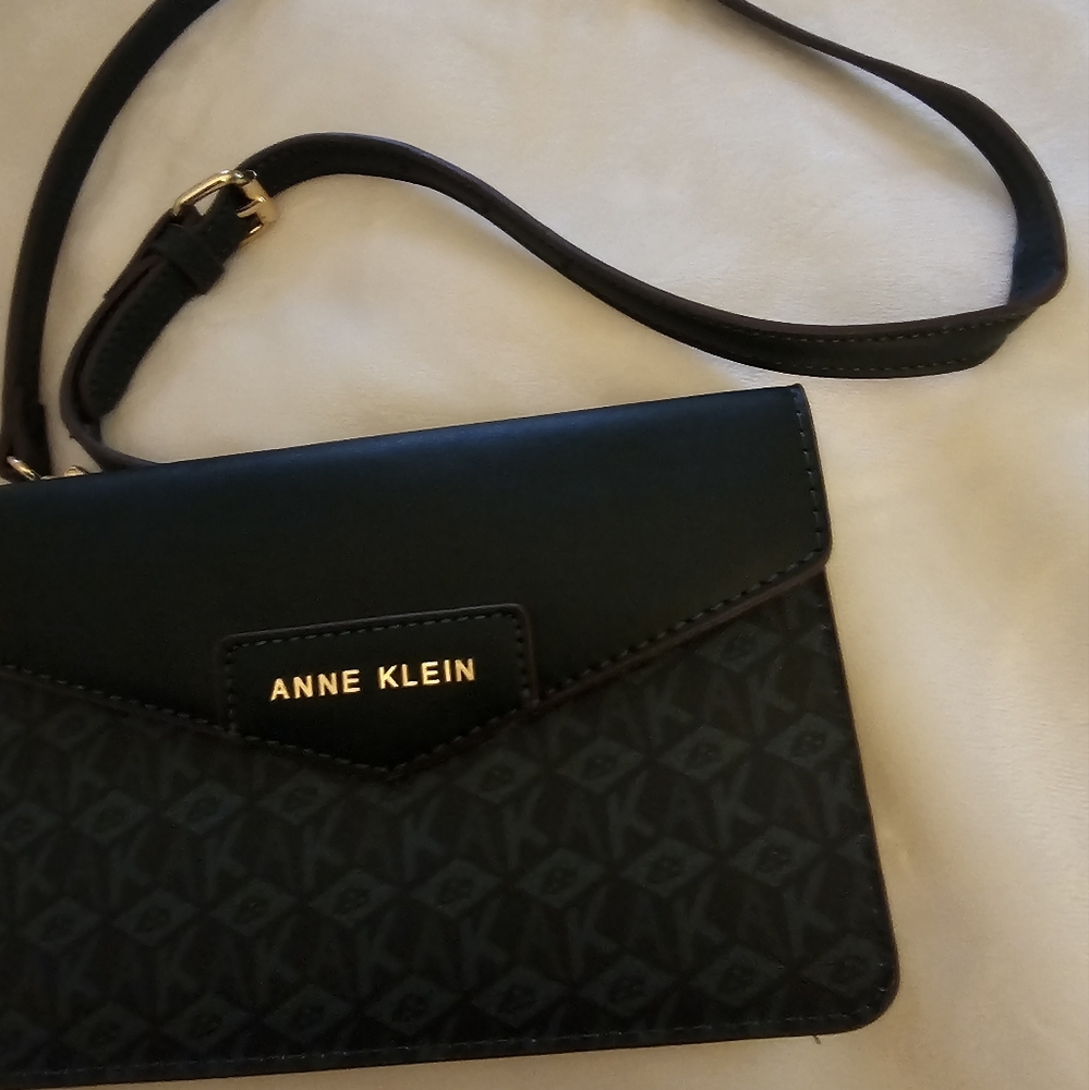 Anne Klein Black and Green Women's Bag